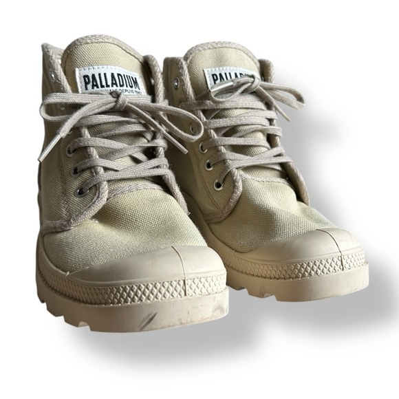 Palladium Unisex Pampa Hi Canvas Boots In  Sahara/Ecru US W 7/ M 5.5 - Picture 4 of 10